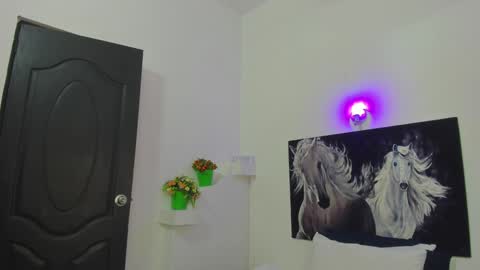 Snapshot of ebony_katterin chatting on January 3, 7:07 pm ebony_katterin online show from January 3, 7:07 pm
