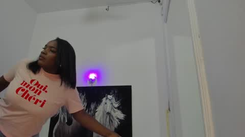 Snapshot of ebony_katterin chatting on January 25, 6:57 pm ebony_katterin online show from January 25, 6:57 pm