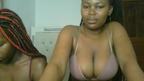 ebony_meeky online show from October 5, 2:59 pm