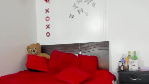 Ebony Mine online show from December 19, 9:18 am