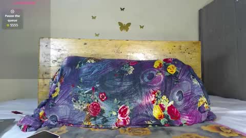 Snapshot of ebony_petite01 chatting on October 26, 7:47 am EBONY PETITE online show from October 26, 7:47 am