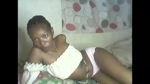 ebony_phoenix12 online show from November 17, 7:03 am