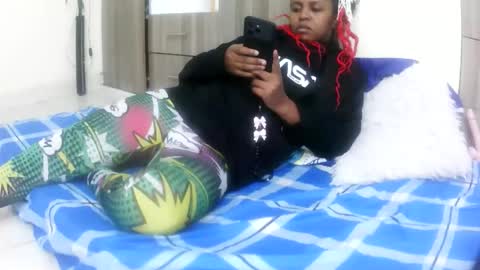 Snapshot of ebony_sluttt chatting on March 3, 8:15 pm ebony_sluttt online show from March 3, 8:15 pm