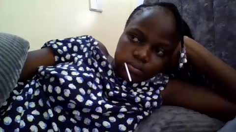 Snapshot of ebony_tasha chatting on June 19, 5:23 am tasha online show from June 19, 5:23 am