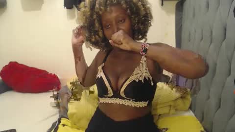 ebonyaswetly online show from May 8, 4:29 am