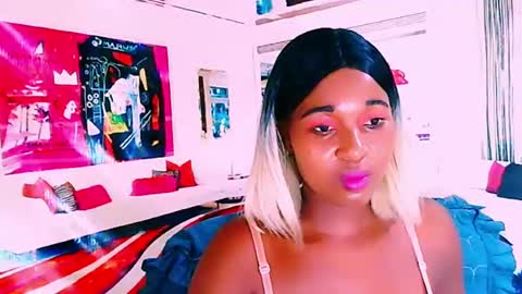 Snapshot of ebonyblisss chatting on February 11, 9:35 pm Tamia online show from February 11, 9:35 pm