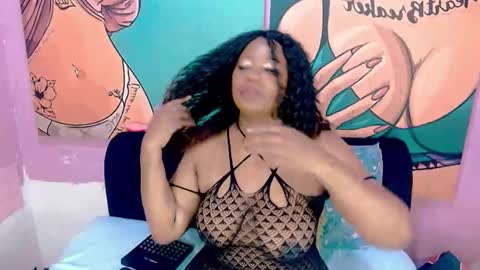 Snapshot of ebonycherryxxx chatting on February 26, 8:04 am Lyn online show from February 26, 8:04 am