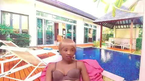 Snapshot of ebonycreamy69 chatting on February 11, 11:12 pm Nova online show from February 11, 11:12 pm