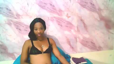 Snapshot of ebonycreamy69 chatting on February 21, 7:20 am Nova online show from February 21, 7:20 am