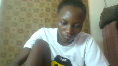 Snapshot of ebonycutegal4 chatting on February 24, 9:53 am MELLEN online show from February 24, 9:53 am