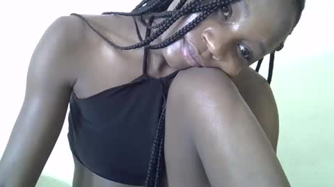 Snapshot of ebonycutegal4 chatting on September 25, 8:01 pm MELLEN online show from September 25, 8:01 pm