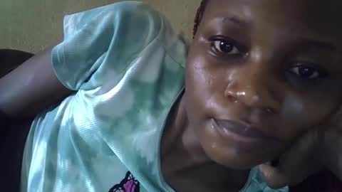 Snapshot of ebonycutegal4 chatting on November 2, 6:49 am MELLEN online show from November 2, 6:49 am