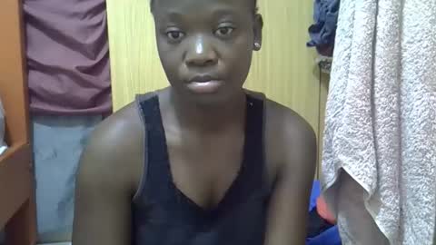 Snapshot of ebonydora chatting on October 27, 6:06 am ebonydora online show from October 27, 6:06 am