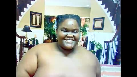 ebonyhotbuns4u2luv online show from February 19, 12:44 pm