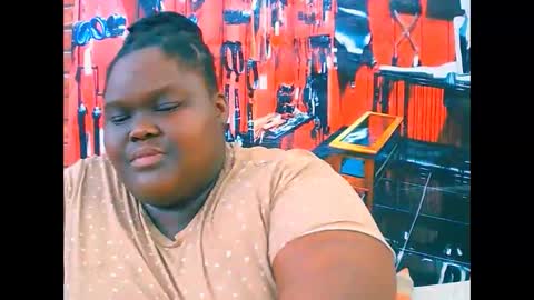 ebonyhotbuns4u2luv online show from November 11, 8:36 am