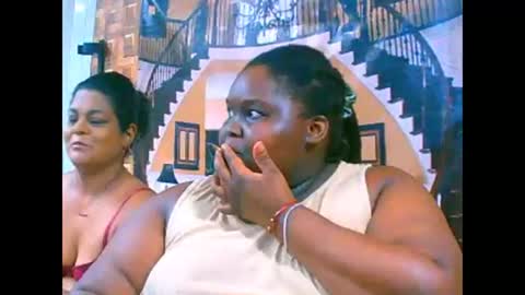 ebonyhotbuns4u2luv online show from January 10, 10:17 am