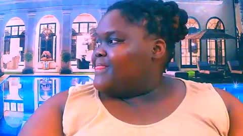 Snapshot of ebonyhotbuns4u2luv chatting on July 7, 6:38 am ebonyhotbuns4u2luv online show from July 7, 6:38 am