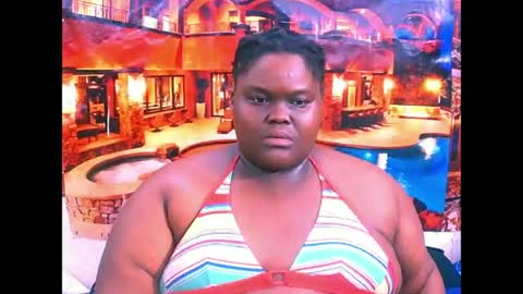 Snapshot of ebonyhotbuns4u2luv chatting on July 7, 7:40 pm ebonyhotbuns4u2luv online show from July 7, 7:40 pm