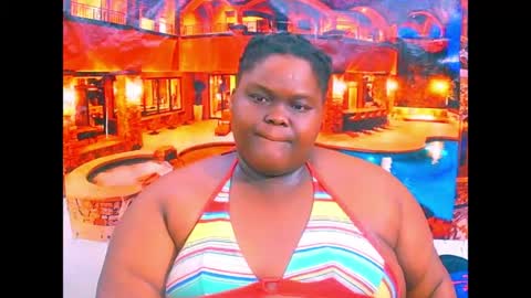 Snapshot of ebonyhotbuns4u2luv chatting on July 9, 9:19 pm ebonyhotbuns4u2luv online show from July 9, 9:19 pm