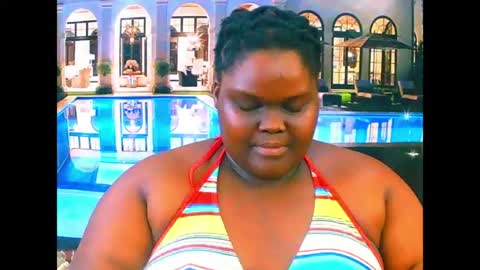 Snapshot of ebonyhotbuns4u2luv chatting on July 13, 10:45 pm ebonyhotbuns4u2luv online show from July 13, 10:45 pm