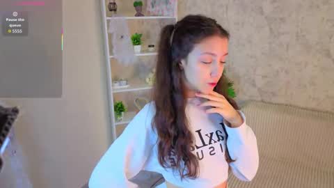 Milly online show from November 11, 3:39 am