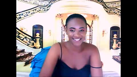 Snapshot of ebonyolive69 chatting on December 6, 2:13 am Cindy online show from December 6, 2:13 am