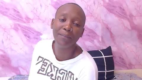 Snapshot of ebonyolive69 chatting on September 13, 6:29 pm Cindy online show from September 13, 6:29 pm