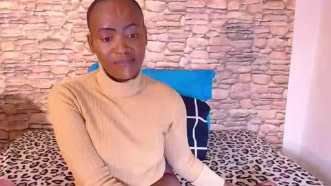 Snapshot of ebonyolive69 chatting on September 19, 5:35 pm Cindy online show from September 19, 5:35 pm
