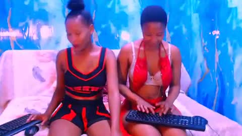 ebonypretty4u online show from October 3, 7:38 am