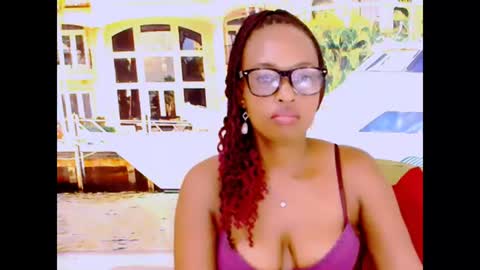 Snapshot of ebonyseductionz chatting on February 11, 10:28 pm Zammy online show from February 11, 10:28 pm