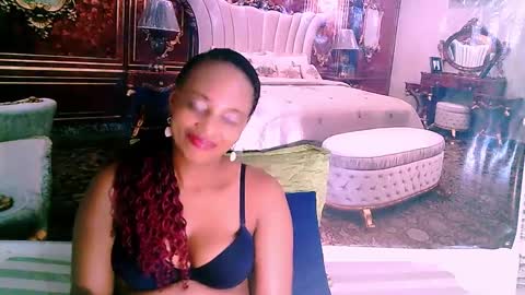 Snapshot of ebonyseductionz chatting on March 3, 6:01 pm Zammy online show from March 3, 6:01 pm