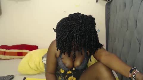 ebonyshiks online show from January 9, 4:37 am