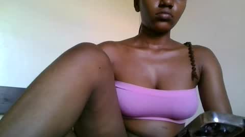 ebonyslut09 online show from July 26, 1:29 pm