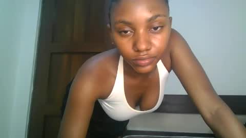 ebonyslut09 online show from July 31, 10:31 pm