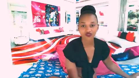 Snapshot of ebonystarlite1 chatting on February 17, 9:30 pm Candy online show from February 17, 9:30 pm