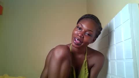 ebonytanqueen online show from March 20, 1:21 am