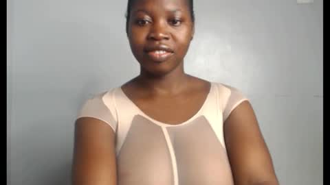 Snapshot of ebonyx_dripqueen chatting on November 3, 7:09 am Loveth online show from November 3, 7:09 am