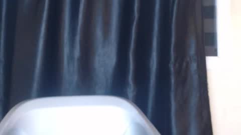 Snapshot of ebonyxxbae chatting on March 2, 12:13 am ebonyxxbae online show from March 2, 12:13 am