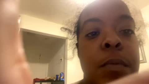 Snapshot of echantedlola chatting on November 8, 3:29 am echantedlola online show from November 8, 3:29 am