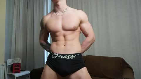 Snapshot of ed_hooligan chatting on November 14, 10:14 am ed_hooligan online show from November 14, 10:14 am