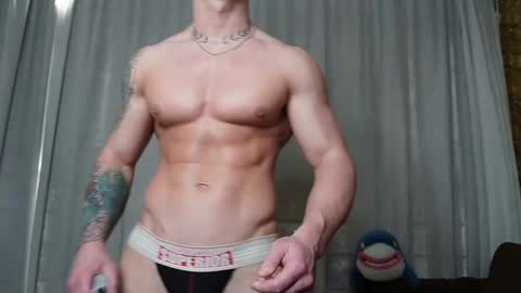 Snapshot of ed_hooligan chatting on November 28, 11:13 am ed_hooligan online show from November 28, 11:13 am