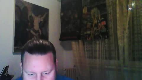 Edward online show from December 3, 6:39 pm