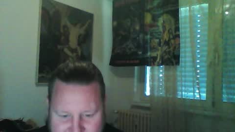 Snapshot of eda666 chatting on June 13, 5:44 pm Edward online show from June 13, 5:44 pm