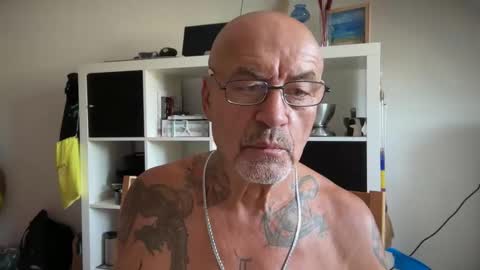 eddelmar online show from May 24, 2:44 pm