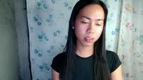 eddfox001 online show from March 16, 4:33 pm