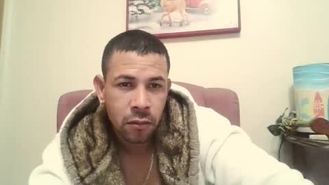 eddgarzay08 online show from April 23, 2:08 pm