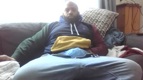 Snapshot of eddiejonez chatting on February 11, 4:01 pm eddiejonez online show from February 11, 4:01 pm