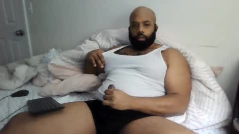 Snapshot of eddiejonez chatting on February 17, 4:31 am eddiejonez online show from February 17, 4:31 am