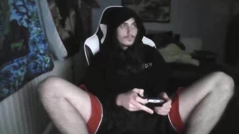 Snapshot of eddy815 chatting on December 1, 9:03 am eddy815 online show from December 1, 9:03 am