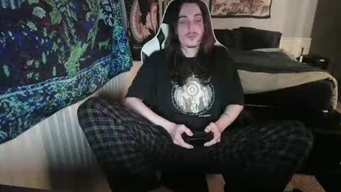 eddy815 online show from February 15, 10:14 am